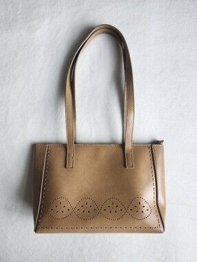 Mondani Women's Shoulder Bag - Classic Style, Tan